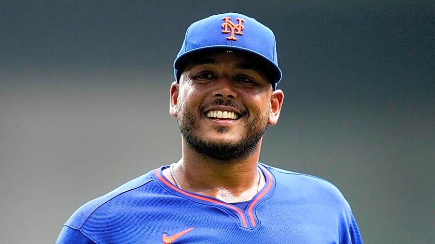 Cubs' Ideal Trade Deadline Plan Reportedly Has Them Adding 3 Pitchers