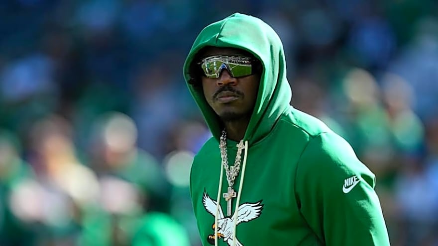 Eagles trade for $96 million star receiver still being talked about after 3 years