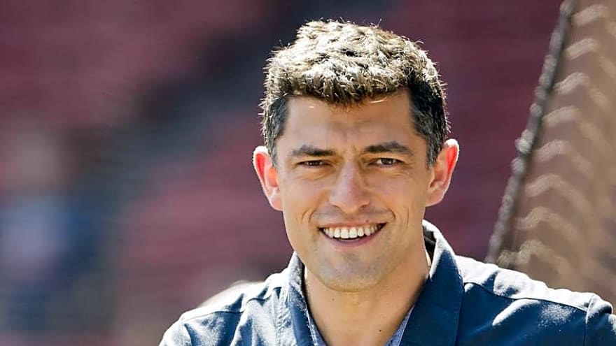 Cardinals Free Agent Pitch For 2-Time World Series Champ