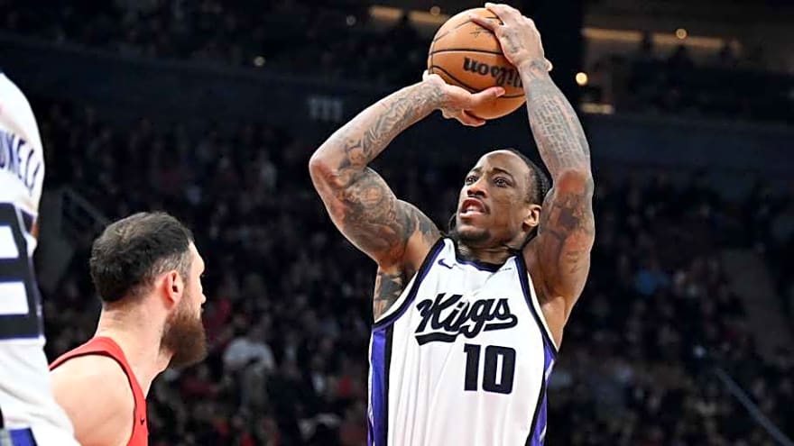 DeMar DeRozan Passes NBA Legend as Kings Take Down Raptors