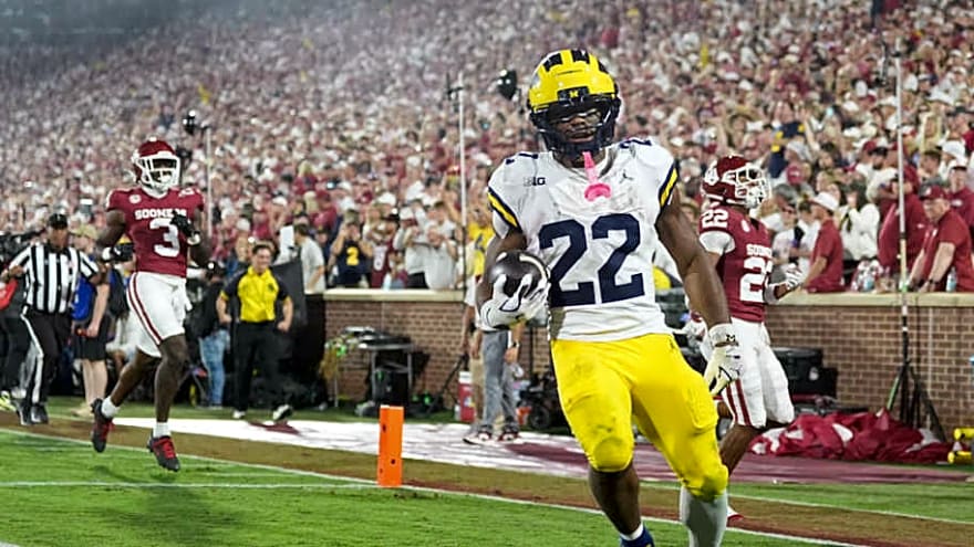 Michigan star running back reportedly entering transfer portal