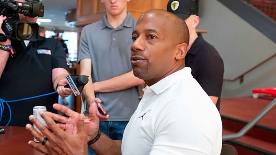 Class of 2027 Wide Receiver ‘Excited’ to Visit Oklahoma After Receiving Offer