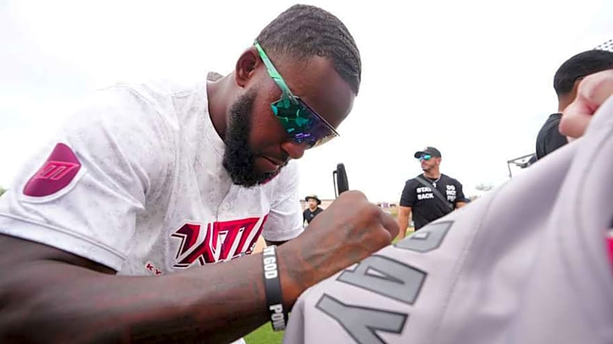Arizona Sports Stars Support D-backs&#39; Ketel Marte&#39;s All-Star Case