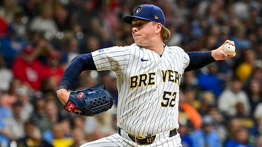 Projecting Brewers Playoff Roster for 2026 NLDS, Including Kyle Harrison
