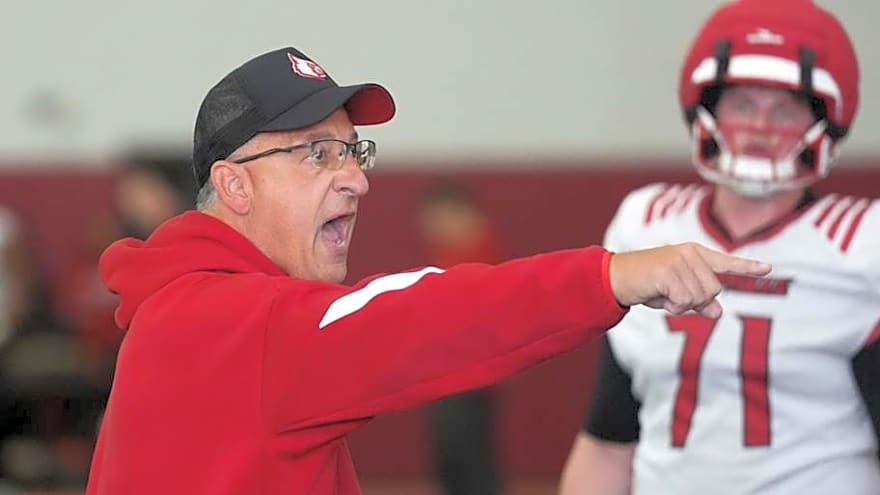 Watch: Dale Williams, Louisville OL Discusses Spring Practice