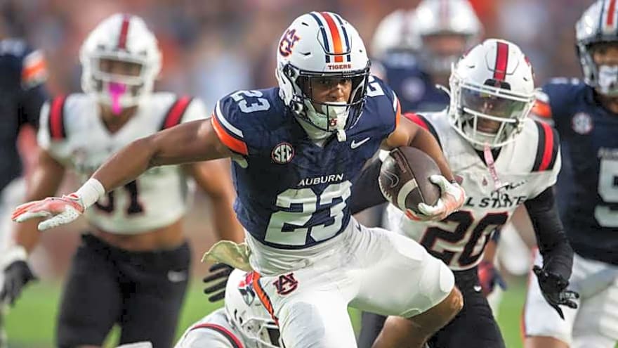Jeremiah Cobb&#39;s Career Day Leads Auburn to Blowout Win Over Ball State