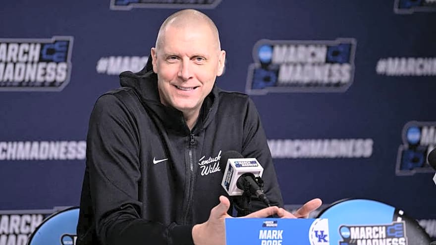 Kentucky has offered a 2027 top five prospect who could make his decision soon