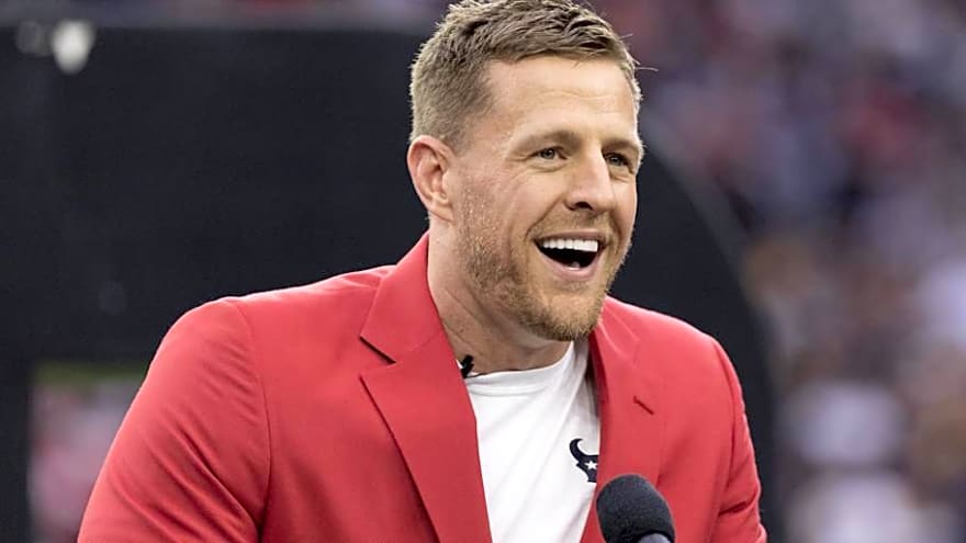 Another week, another Bears pregame production meeting headache