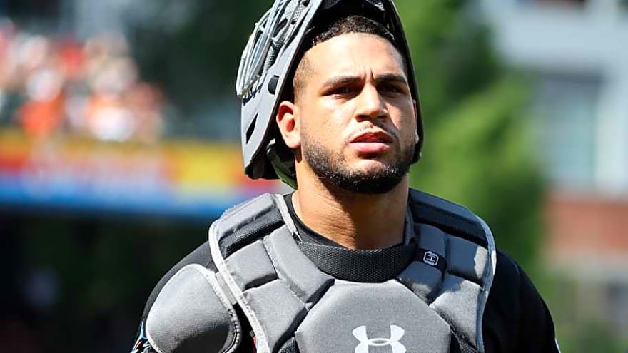 Trade to Focus on Young Catcher Provided Clarity for Marlins&#39; Future