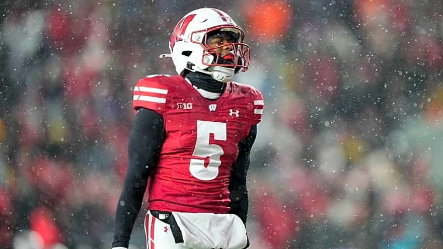 Former Wisconsin Football Cornerback Returning to College—To Play for SEC Team