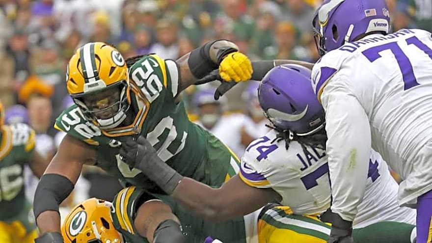 Vikings lose two O-linemen to injuries on nightmare day in Green Bay