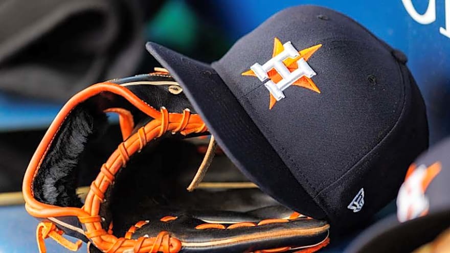 Rays Predicted to Sign Astros' Free Agent Catcher to Improve Lineup