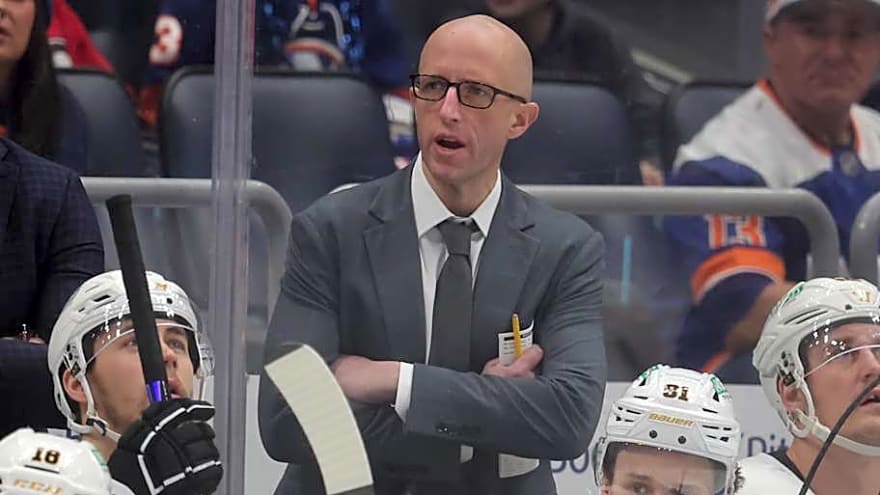 Penguins, Sabres Leading Best Head Coach Race