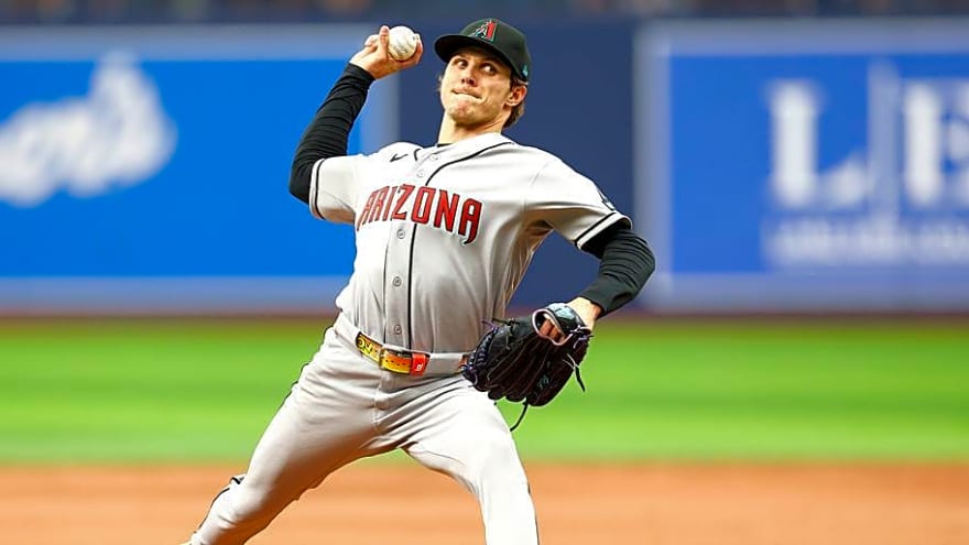 Diamondbacks Reinstate Fan-Favorite Reliever In New Roster Move