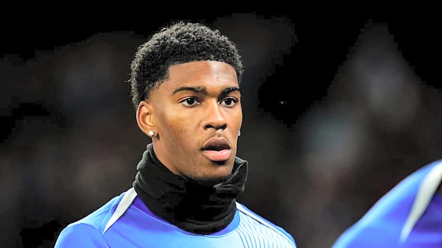 Liam Rosenior makes Josh Acheampong position decision as Chelsea star’s future outlined