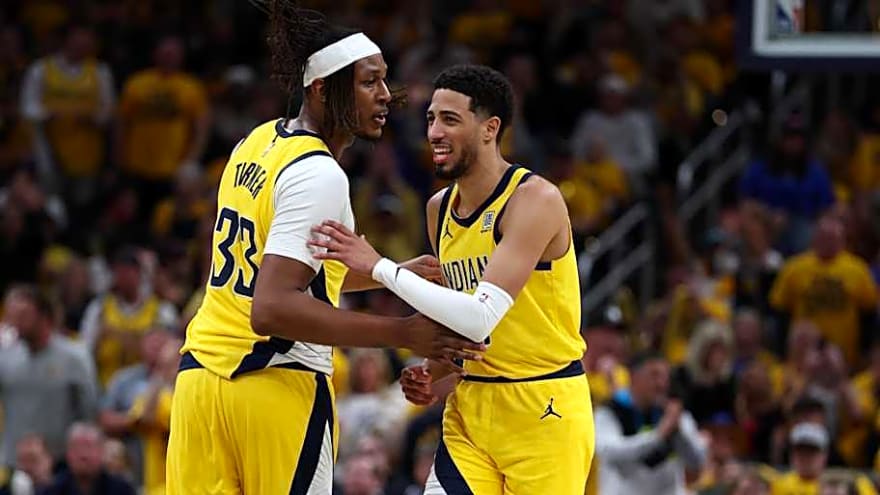 Myles Turner Appears to Take Shot at Pacers&#39; Tyrese Haliburton, Then Defends Himself