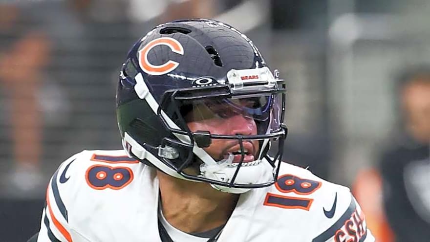 Despite steady play, Caleb Williams slips in NFL QB Power Rankings