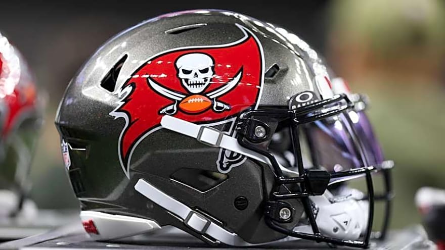 Buccaneers without key offensive starter for Bills game