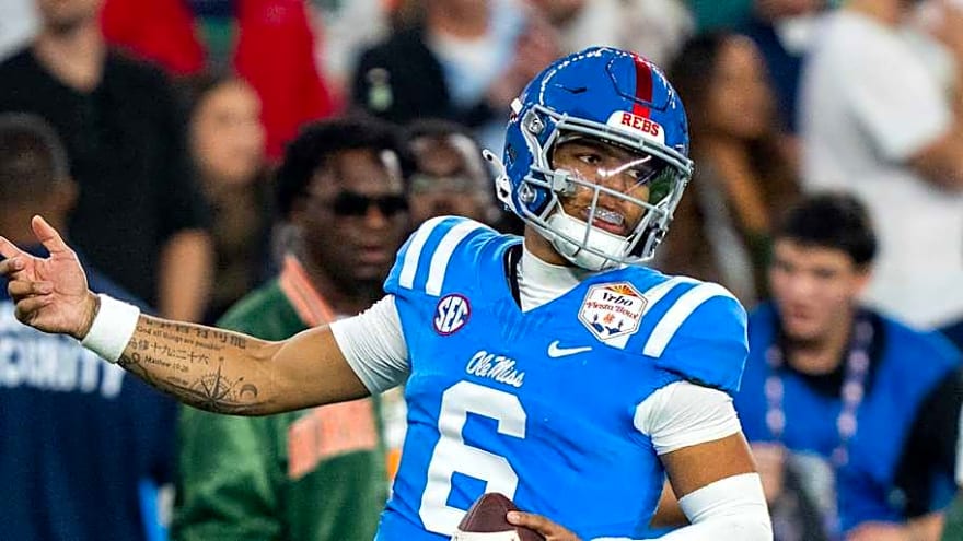 Steelers Could Finally Add Intriguing Draft QB to List