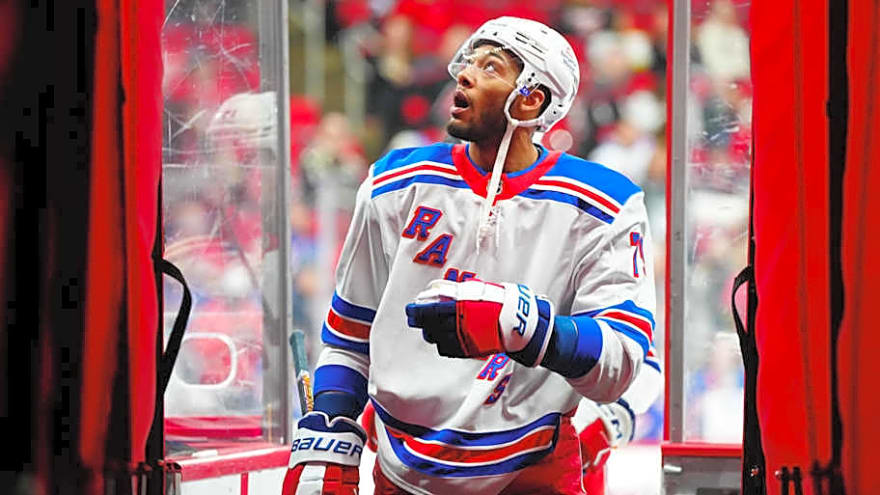 Hurricanes Complete Sign-and-Trade With Rangers
