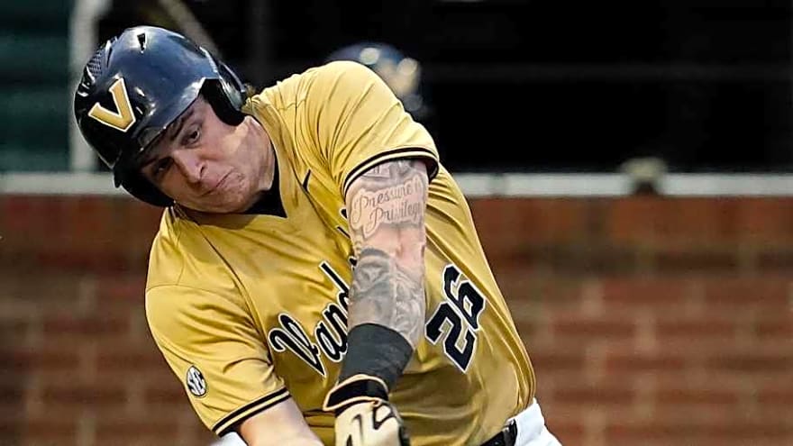 Vanderbilt Baseball Notebook: Holcomb Ties Home Run Lead, The Regulars, Barton Update