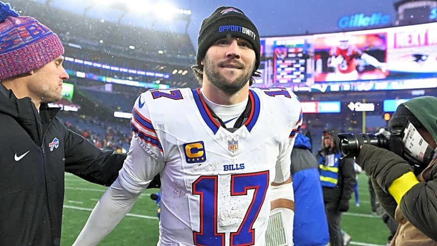 NFL Prediction Panel Likes Bills' Chances to Deliver Crushing Blow vs. Patriots