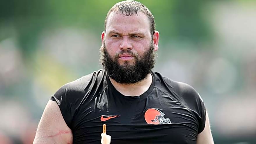 Cleveland Browns star offensive lineman misses practice on Wednesday