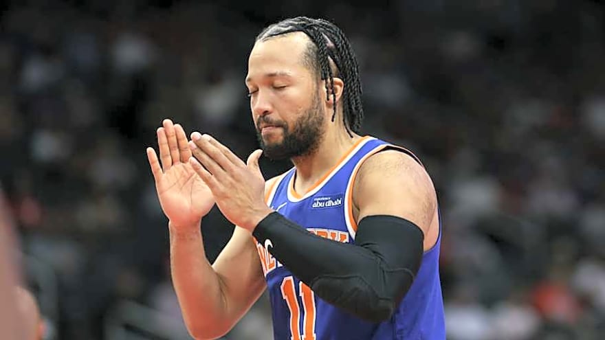 Knicks' Jalen Brunson Continues Raising Playoff Durability Concerns