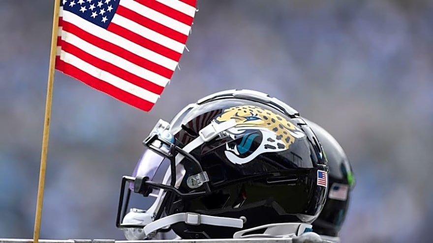 Jaguars Star Faces Fierce Fantasy Challenge vs. Texans