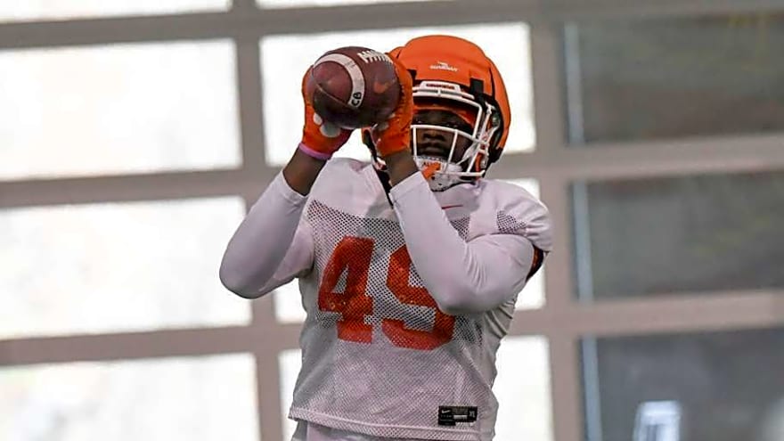 Clemson's Defensive Line Brings Opportunity For Others Ahead of Pinstripe Bowl