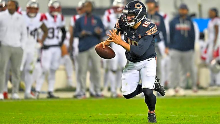 Caleb Williams' Historic Stats Put Bears QB in Same Company as Mahomes, Brady & Rodgers