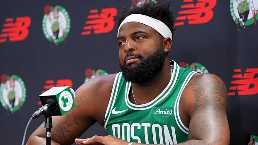 Mitchell Robinson Says He Made Joe Mazzulla Apologize For Intentionally Fouling Him