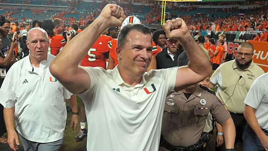 Mario Cristobal&#39;s Patient Play-Calling Paid Off For Miami Against Notre Dame