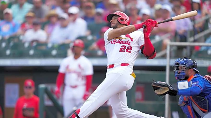Cardinals 22-Year-Old Outfielder Turning Heads in St. Louis' Spring Camp