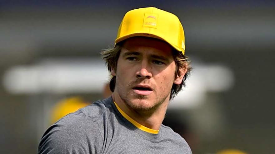 3 Reasons Justin Herbert Can Bounce Back Stronger From Injury