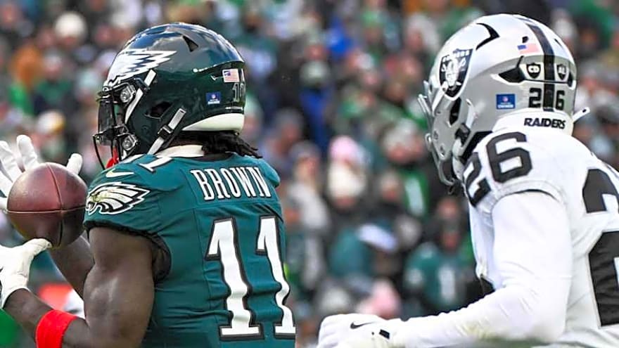 Why Raiders' Loss to Eagles Was Historically Woeful