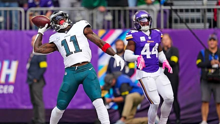 Defense Helps Eagles Take Early Lead Against Vikings