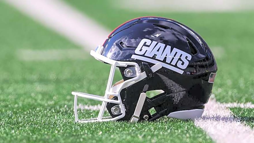NFL Mock Trade: Saints Land 25-Year-Old Giants Star for 4th Round Pick