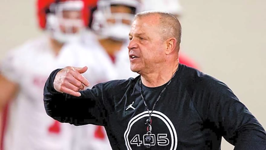 Even in His New Role, the Legend of 'Coach Smitty' Will Endure at Oklahoma
