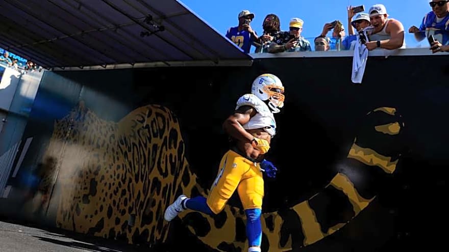 Chargers make smart roster move after Perryman suspension, Vidal injury