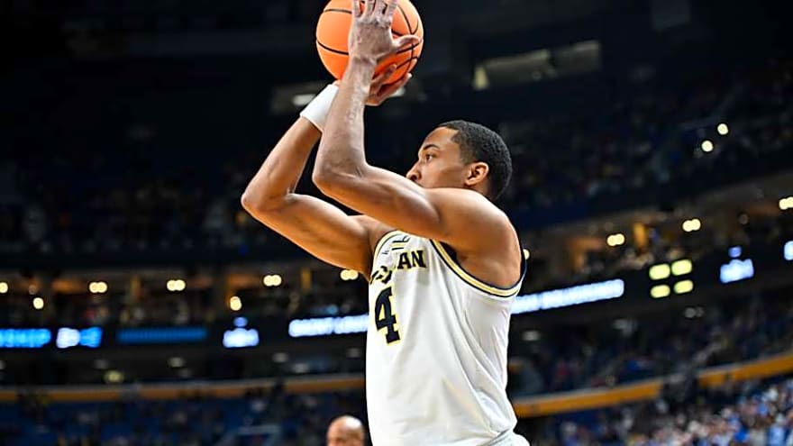 Nimari Burnett Sees Deep Bond in Michigan's Latest Sweet 16 Run