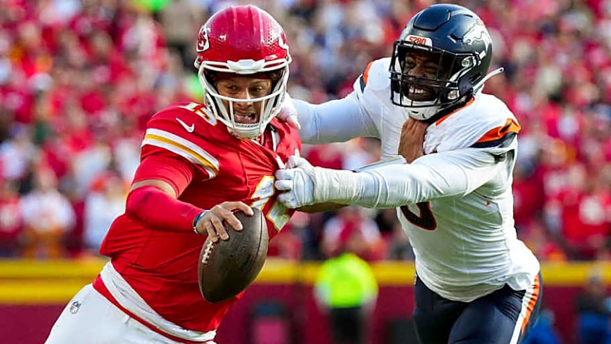Patrick Mahomes Issues Strong Warning to Broncos&#39; Defense