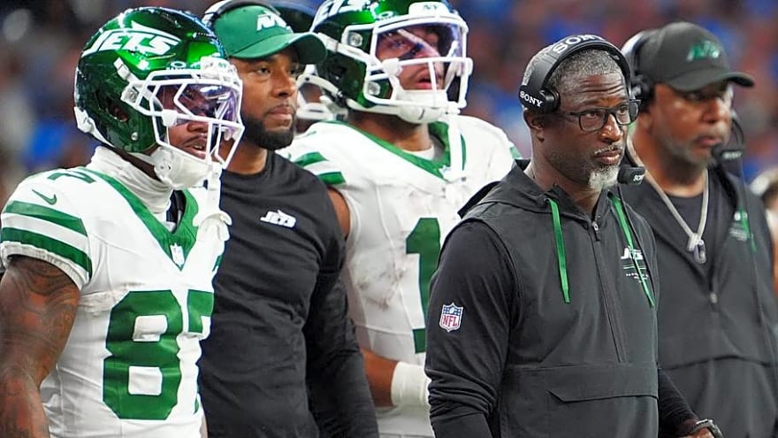 Jets Week 3 Awards: 10 Winners After Frustrating Loss to Lions (Aaron Glenn, Kenyon Sadiq & More)