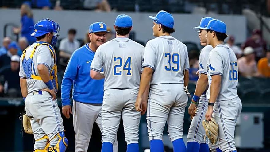 UCLA Ace Earns National Pitcher of the Week