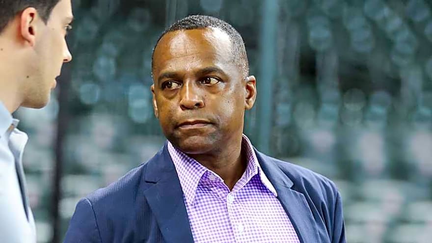 Astros Reportedly Receiving Low Trade Interest in Slugger with Ugly Contract