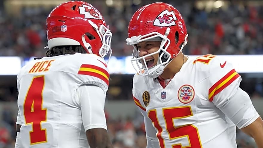 Top 3 Chiefs Offensive Performers vs. Cowboys