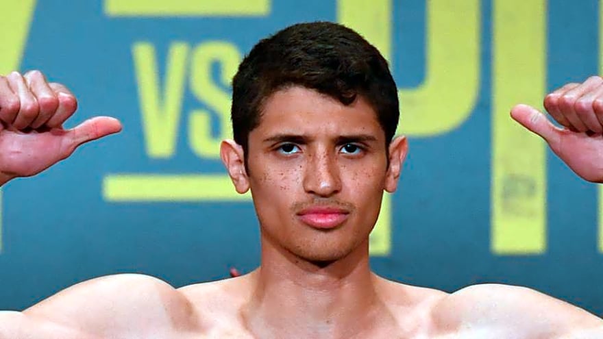 Sebastian Fundora vs Keith Thurman Gets New Date On Boxing Legend&#39;s Undercard