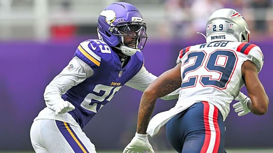 Vikings waive intriguing young corner, likely making room for Ryan Kelly