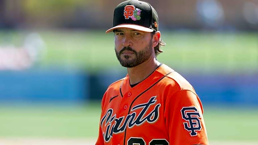 Giants Manager Tony Vitello Thanks Bryce Harper for Help Moving to MLB
