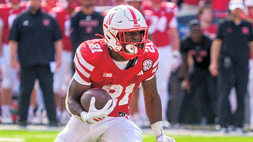 How Emmett Johnson Compares to the Other Doak Walker Semifinalists